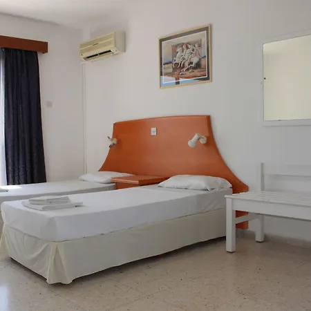 Florea Aparthotel