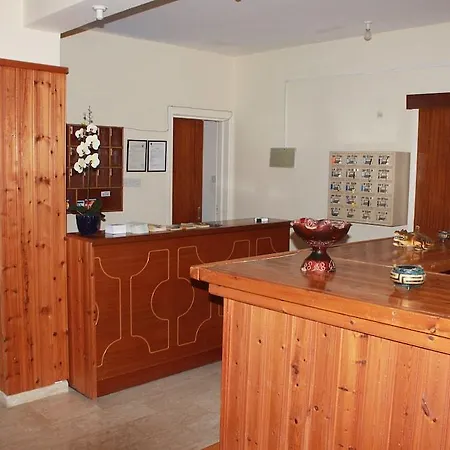 Aparthotel Florea