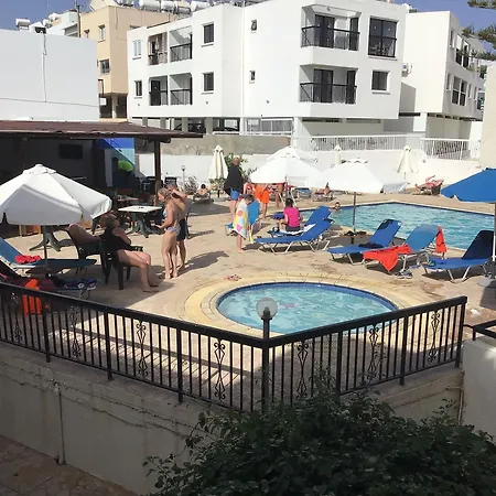 Aparthotel Florea